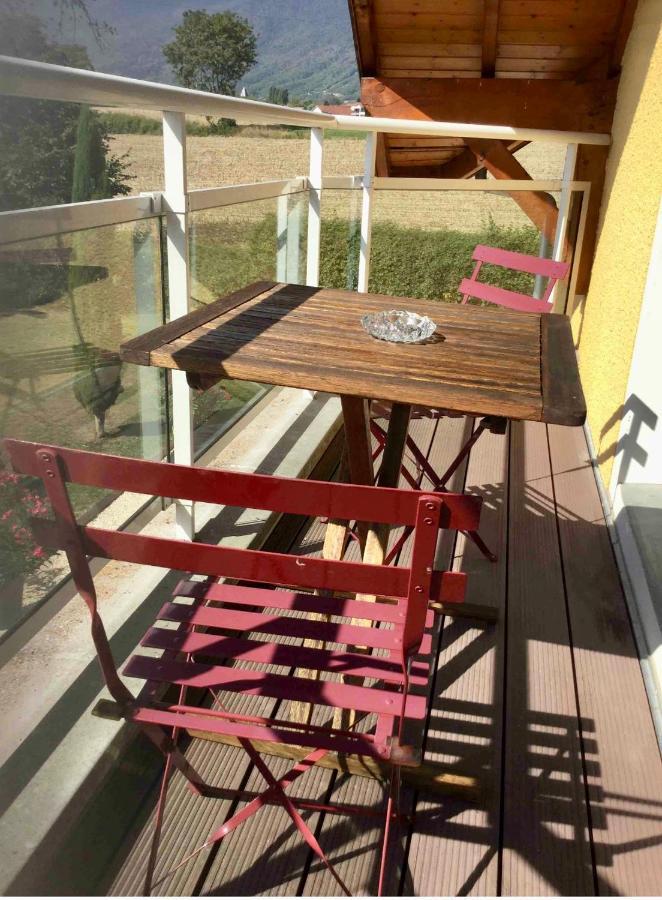 Location Chambres Le Panorama - Aeroport Geneve - Pays De Gex Chevry  外观 照片